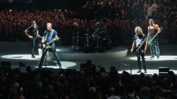 Metallica_Live_at_The_O2,_London,_England,_22_October_2017