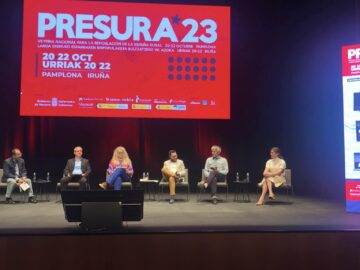 En la primera mesa redonda en Presura23 seis participantes expertos han hablado sobre Ruralizar las leyes: la perspectiva europea. Crédito: Presura