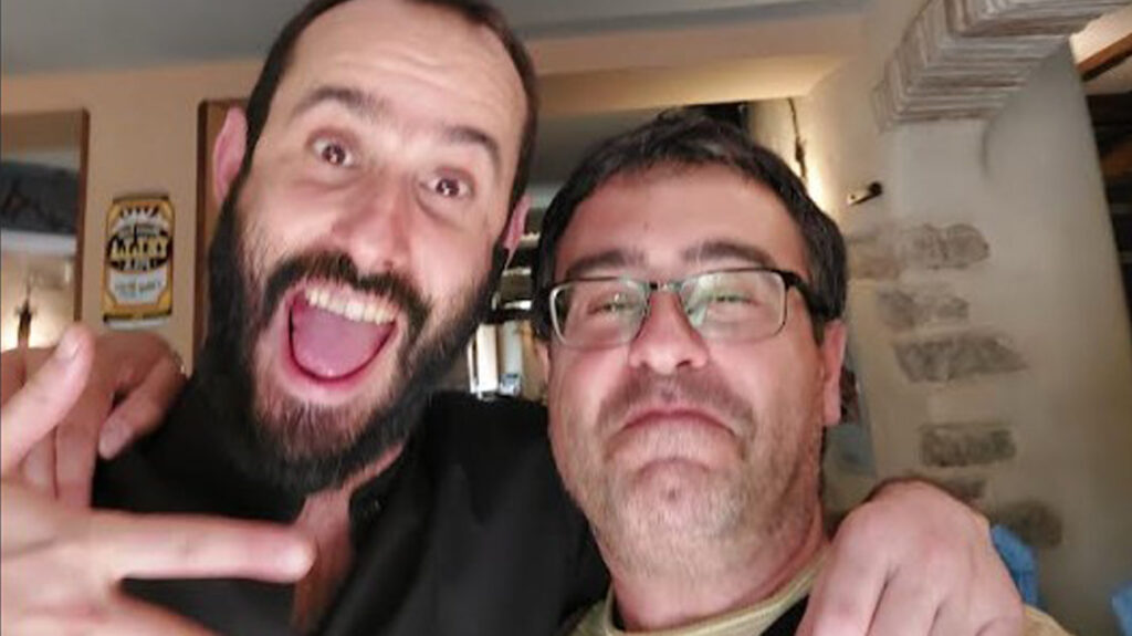 Egoi y uno que escribe disfrutando en el Txiritinga - Egoi eta egilea Txiritingan gozatzen